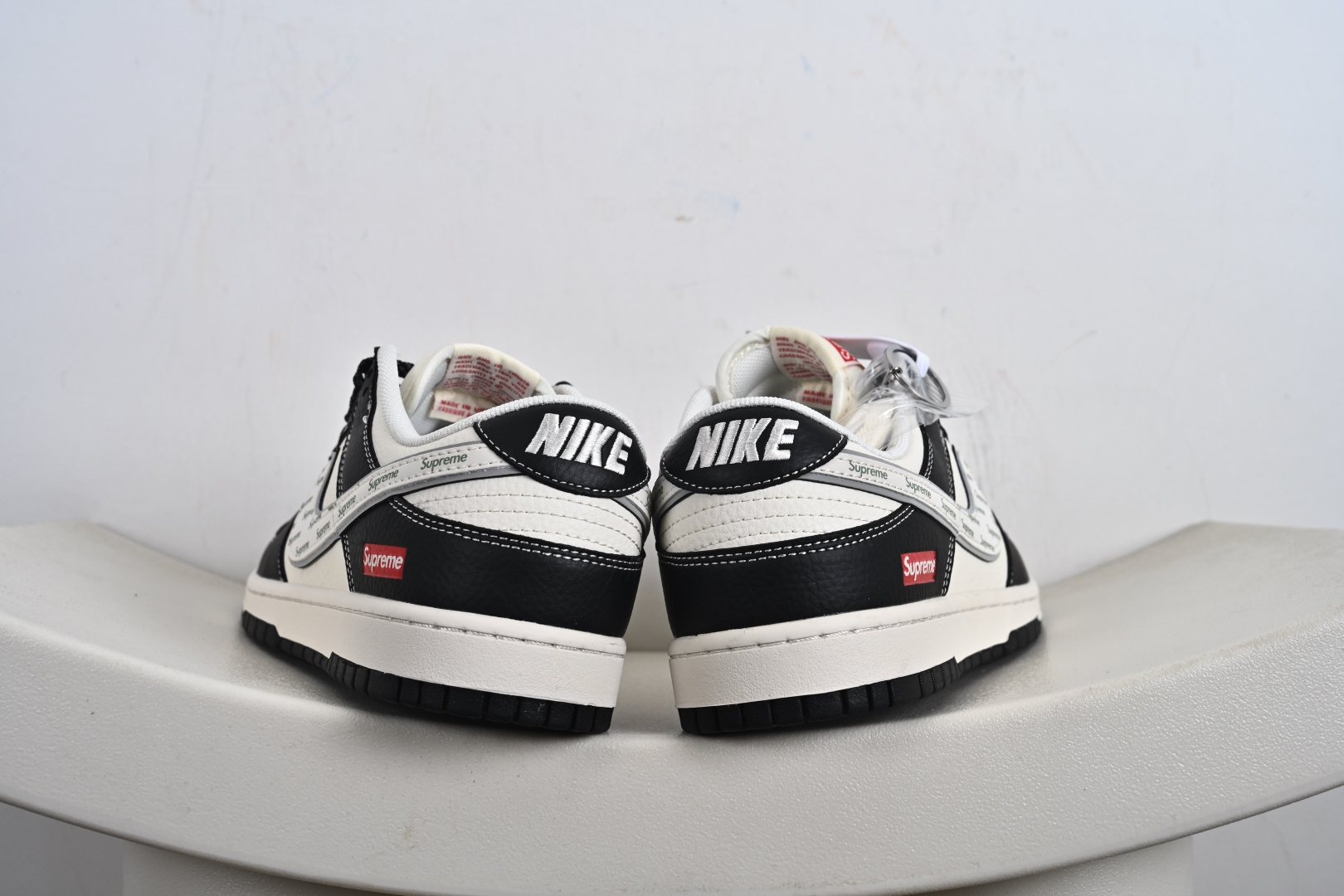 Nike SB Dunk Low Supreme联名 米黑银 高端定制 低帮休闲板鞋 HH7518-099