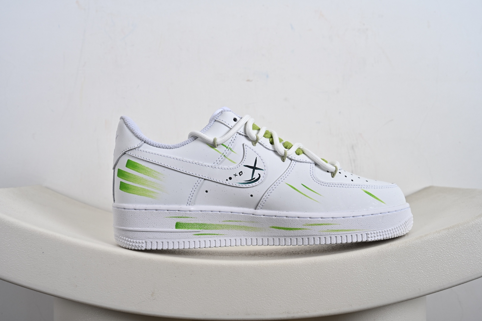 240 手绘涂鸦“摩羯座”十二星座系列 Nike Air Force 1 “Capricorn”空军一号定制板鞋 1222119-Chinese UA Cheap High Quatity Brand Clothes Bags handbags Sneakers wholesale wholesaler seller from China Factory suppliers Fashion Clothing Shoes best Quality Beautiful Price 240 手绘涂鸦“摩羯座”十二星座系列 Nike Air Force 1 “Capricorn”空军一号定制板鞋 1222119