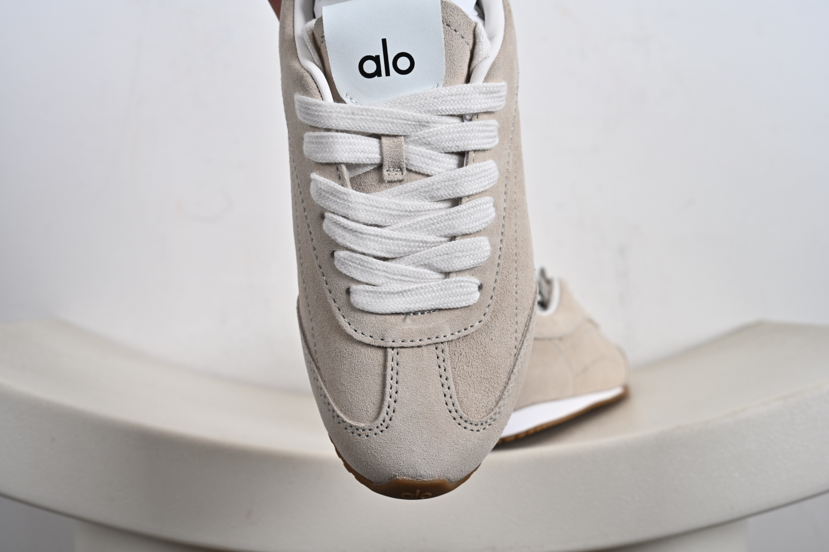 190 Alo Yoga Sunset Sneaker 徳训生活休闲鞋 A0891U-Chinese UA Cheap High Quatity Brand Clothes Bags handbags Sneakers wholesale wholesaler seller from China Factory suppliers Fashion Clothing Shoes best Quality Beautiful Price 190 Alo Yoga Sunset Sneaker 徳训生活休闲鞋 A0891U