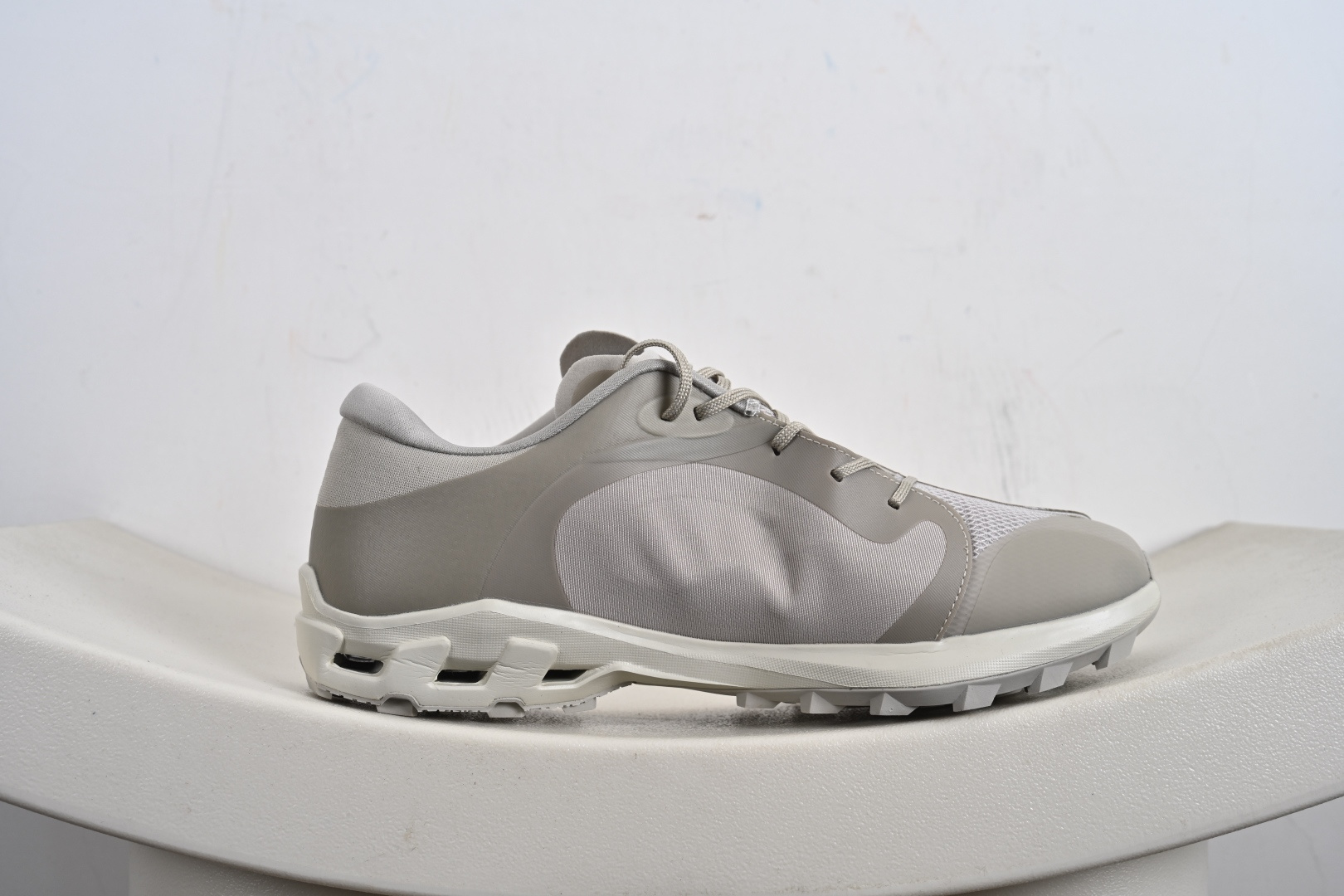 220 POST ARCHIVE FACTION (PAF) x On昂跑 Cloudventure Peak 舒适百搭耐磨 低帮 休闲跑步鞋 3ME30653132 3WE30660485 3ME30652971-Chinese UA Cheap High Quatity Brand Clothes Bags handbags Sneakers wholesale wholesaler seller from China Factory suppliers Fashion Clothing Shoes best Quality Beautiful Price 220 POST ARCHIVE FACTION (PAF) x On昂跑 Cloudventure Peak 舒适百搭耐磨 低帮 休闲跑步鞋 3ME30653132 3WE30660485 3ME30652971