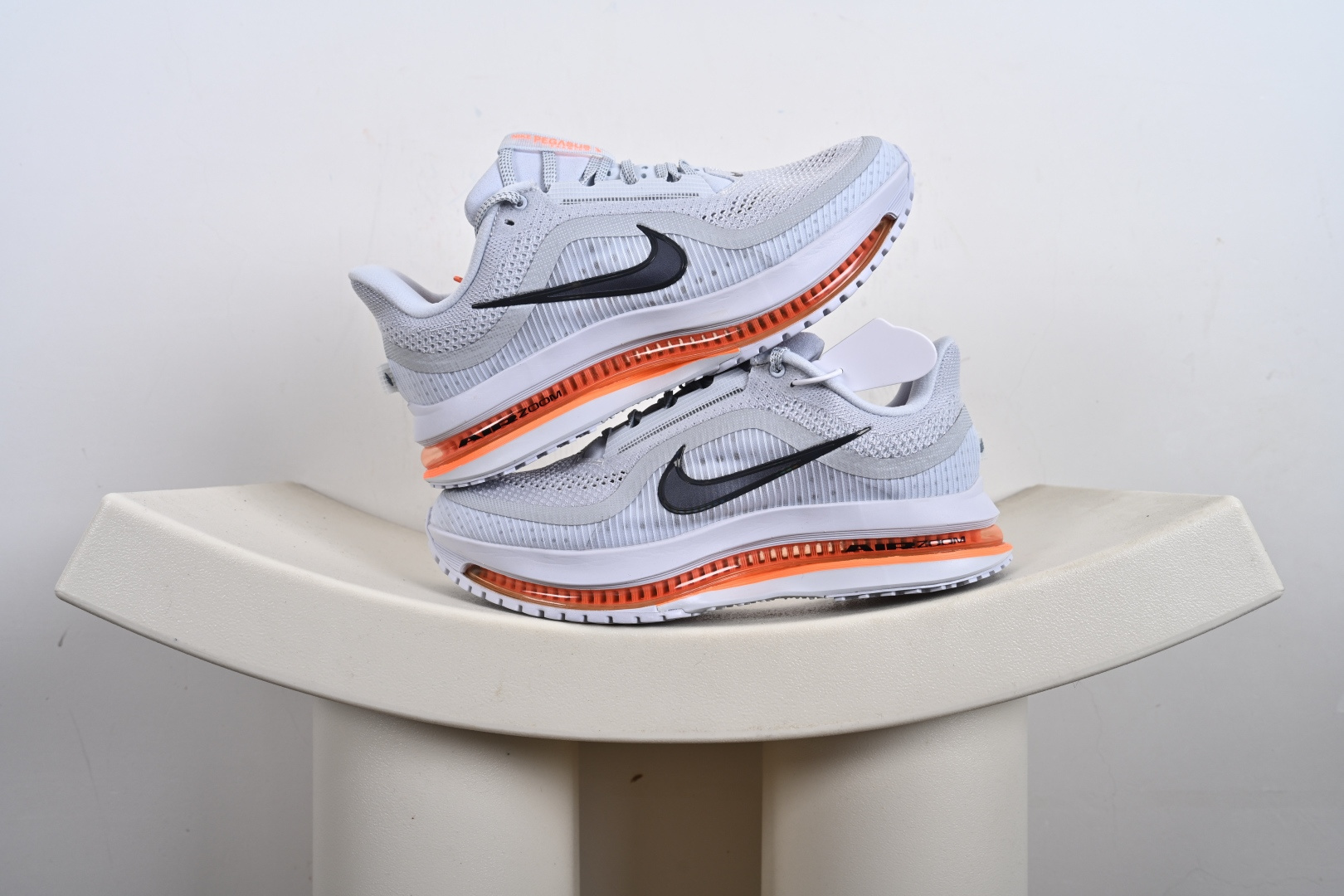 Nike Air Zoom NIKE PEGASUS PREMIUM耐克 新款气垫缓震休闲跑步鞋 HQ2592 002 102 101 100 004 003 HQ2593-601