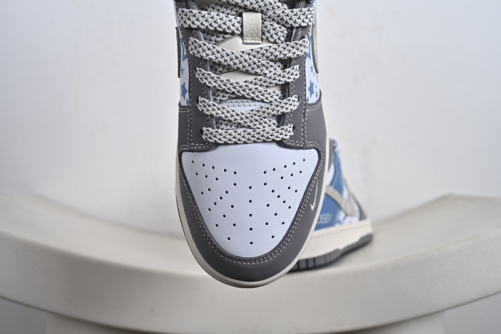 NIKE Dunk Low RETRO 联名款 HS2506-233-莆田鞋,莆田鞋货源,高仿鞋,高仿鞋货源,安福档口,莆田高仿鞋,莆田鞋批发,高仿鞋批发,莆田高仿运动鞋,高仿运动鞋,莆田运动鞋 NIKE Dunk Low RETRO 联名款 HS2506-233