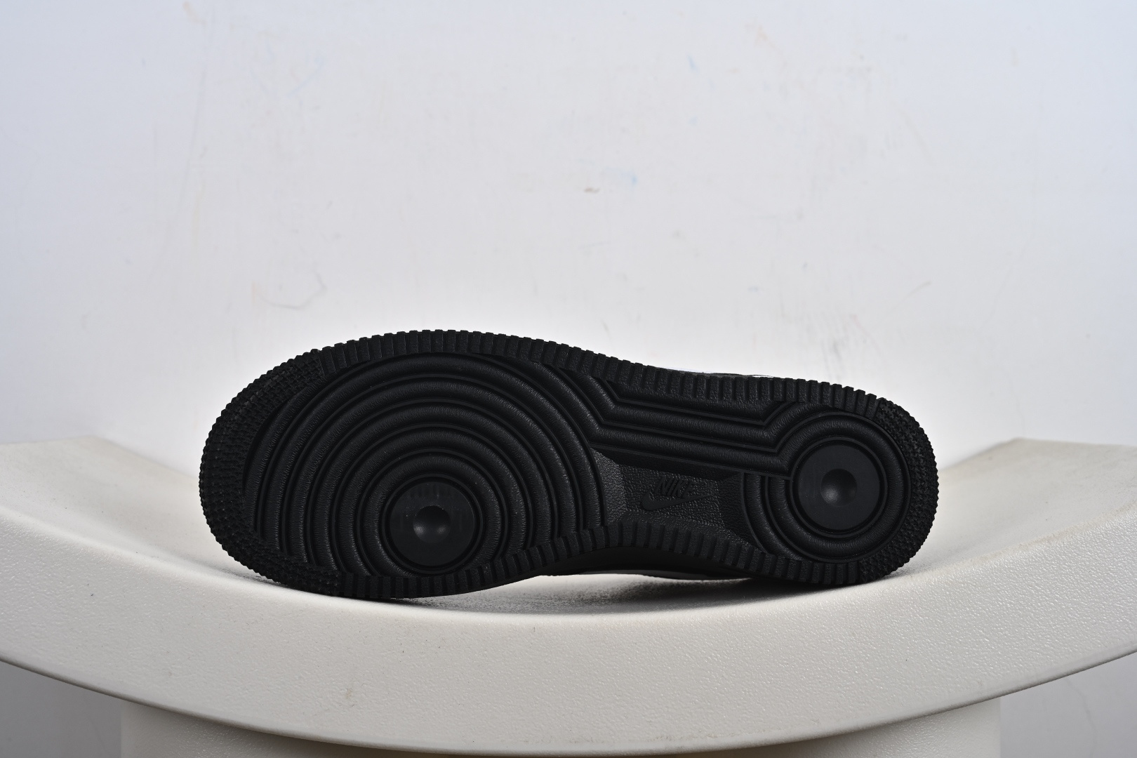 240 定制版Nike Air Force 1 Low’07 空军一号低帮休闲板鞋 ZH0316-110