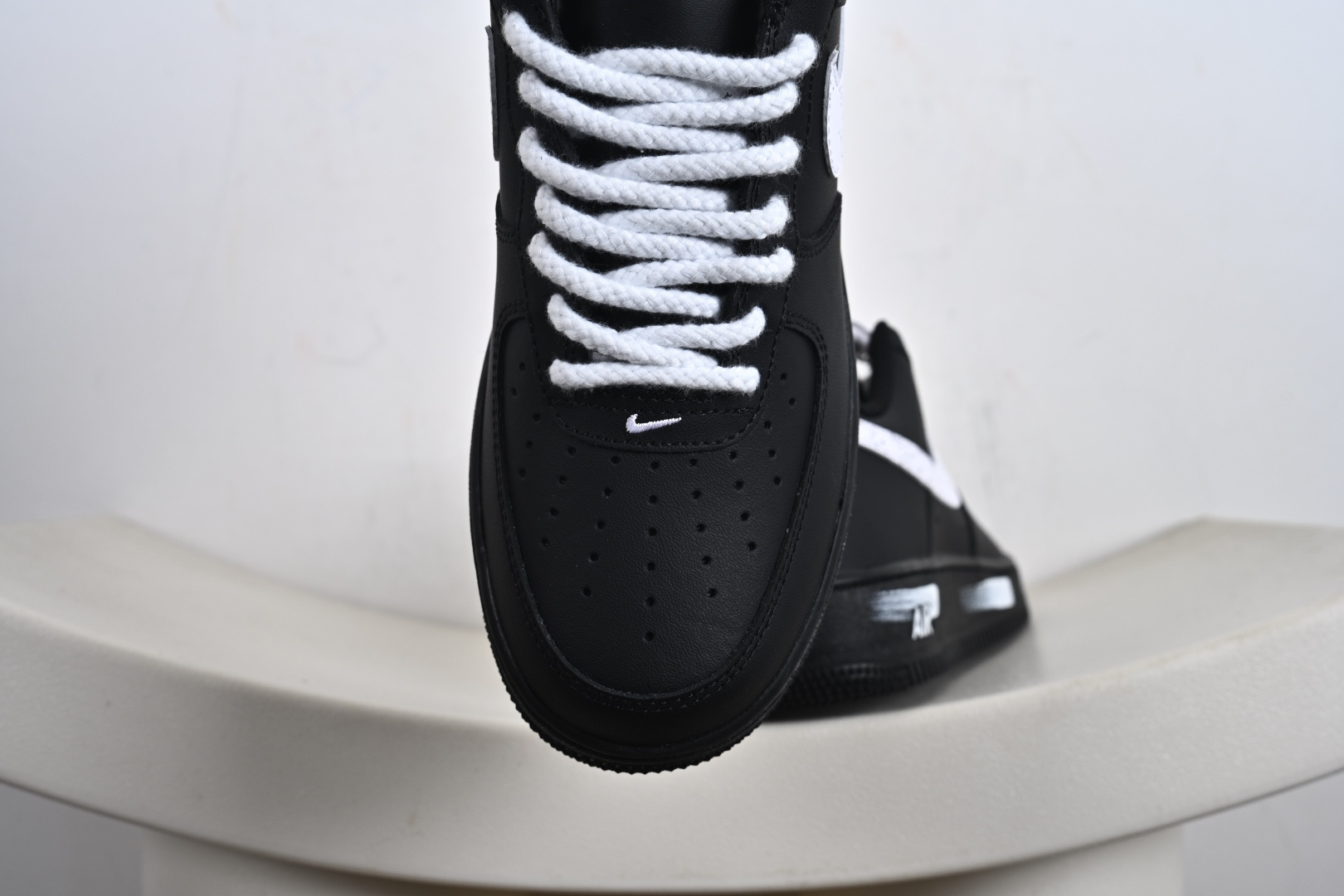 240 定制版Nike Air Force 1 Low’07 空军一号低帮休闲板鞋 ZH0316-110