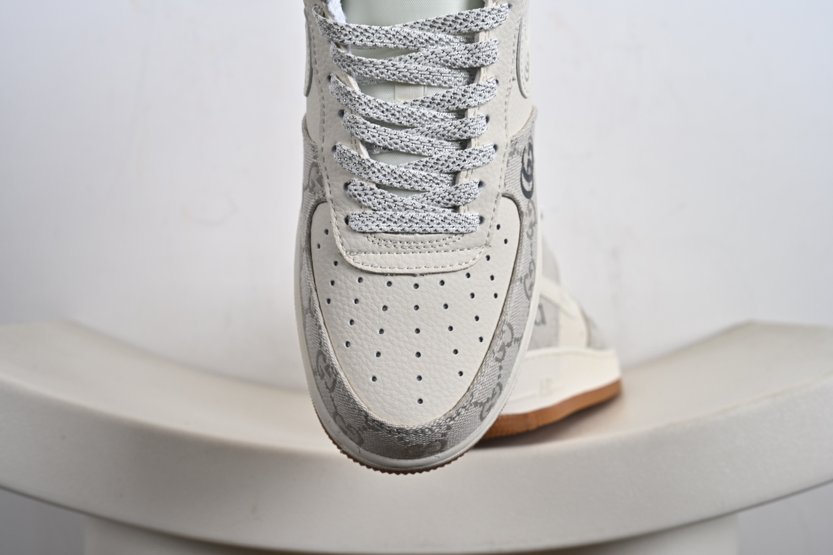 240 定制版 NK Air Force 1 '07 Low × GU高端定制联名空军一号低帮 运动鞋 DK0188-084