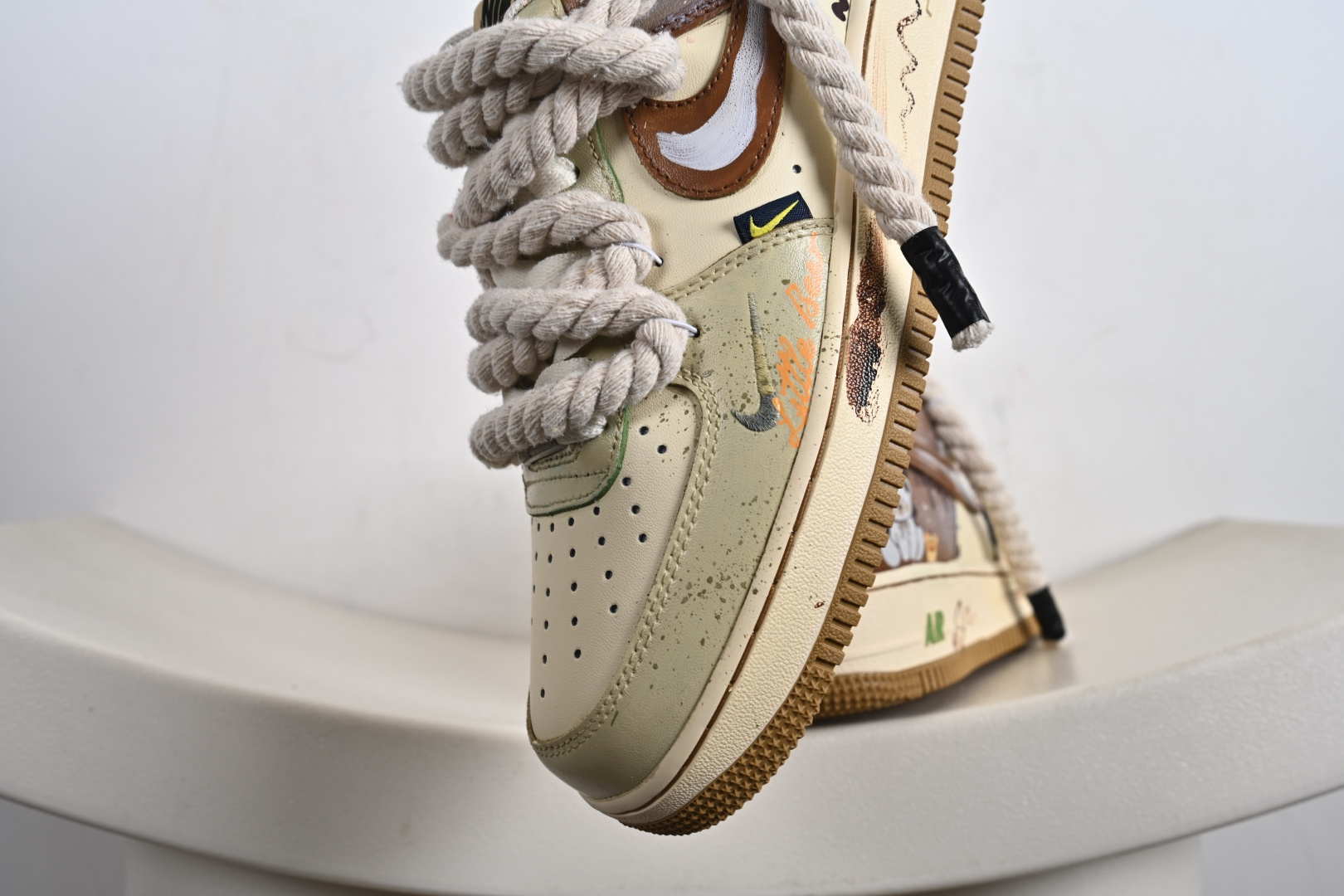 240 定制版 NK Air Force 1 '07 Low 空军一号低帮 运动鞋 休闲鞋 XL2321-666