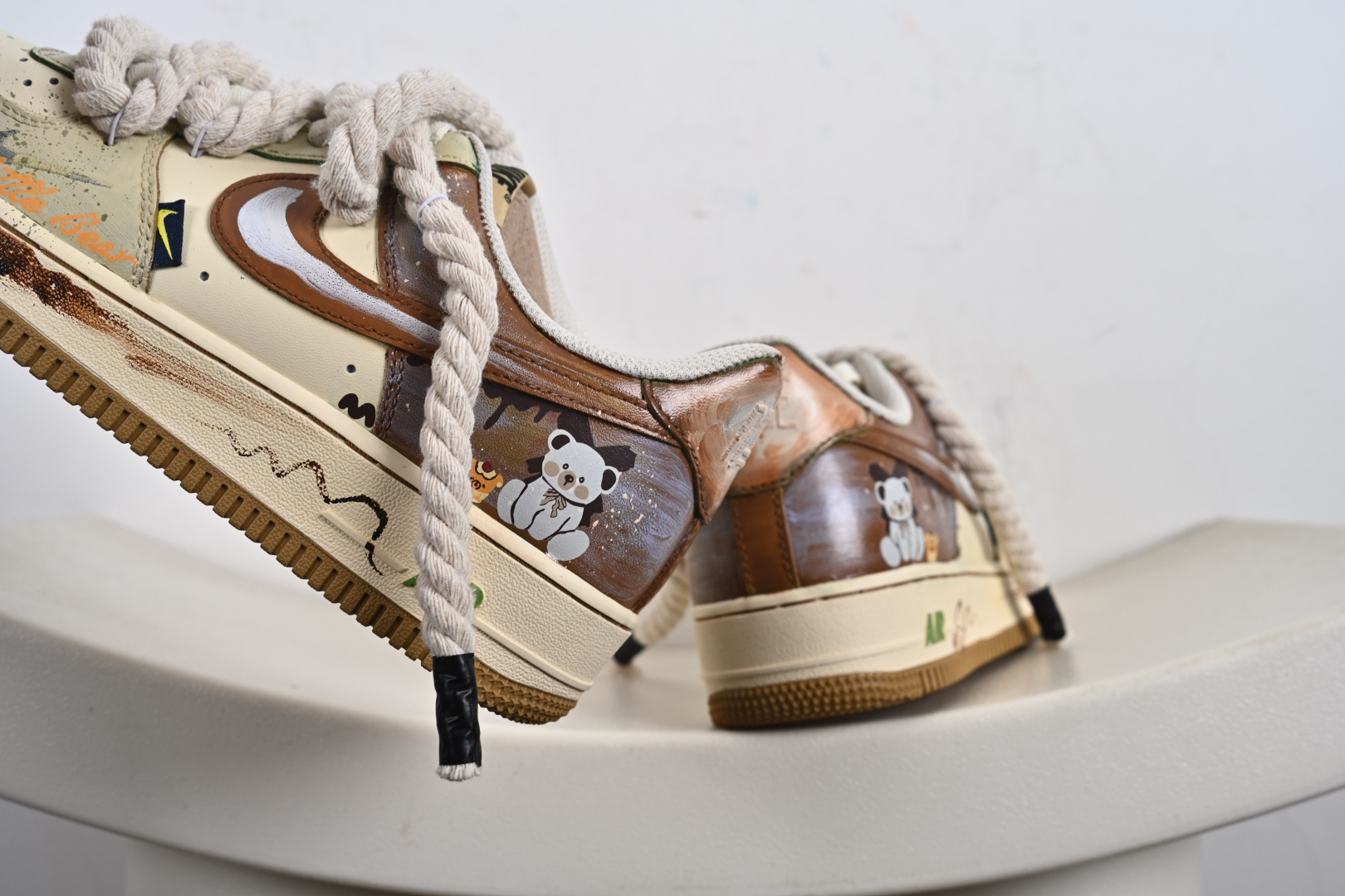 240 定制版 NK Air Force 1 '07 Low 空军一号低帮 运动鞋 休闲鞋 XL2321-666