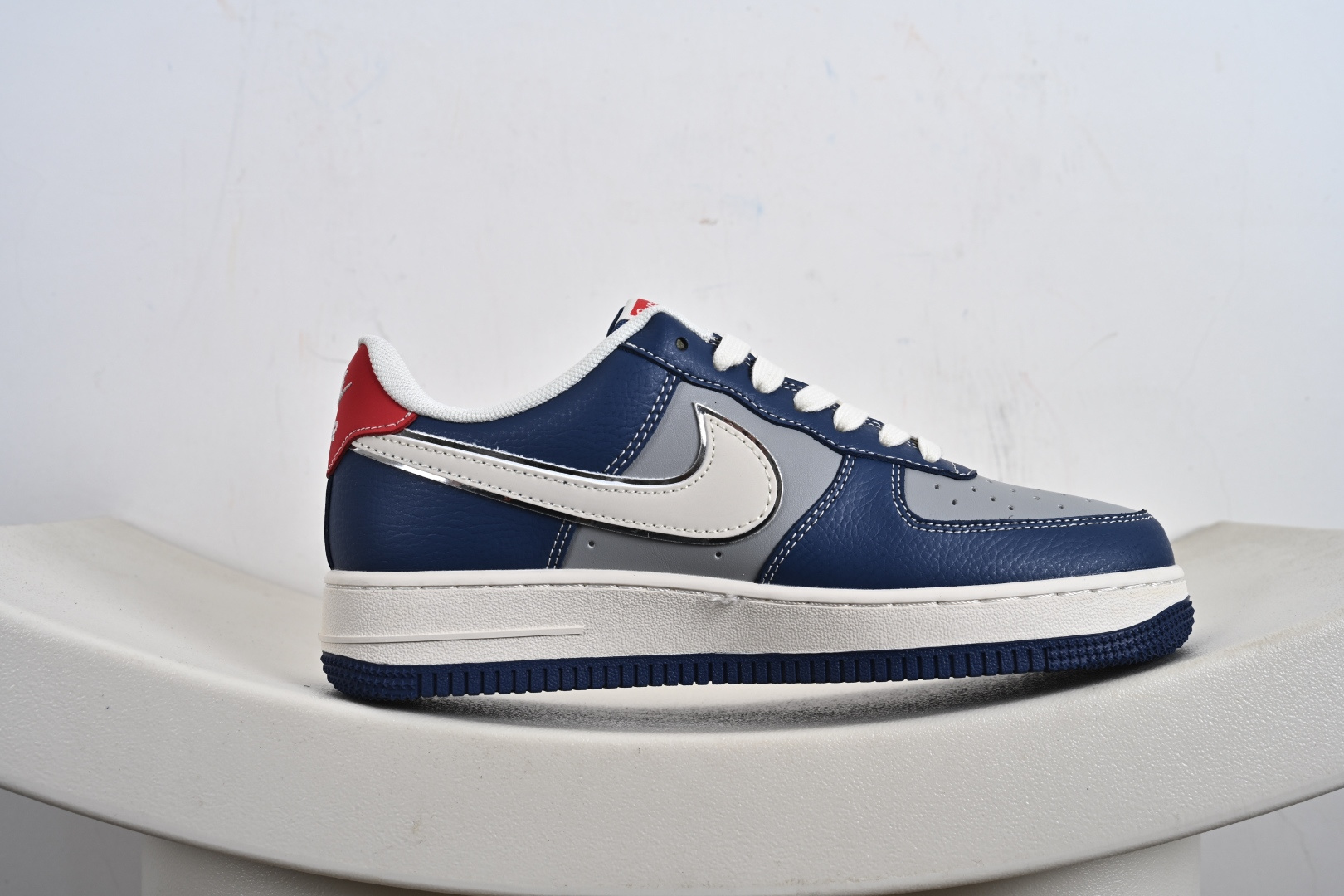 240 NIke Air Force 1 '07 Low 空军一号低帮 运动鞋 休闲鞋 XD2588-602