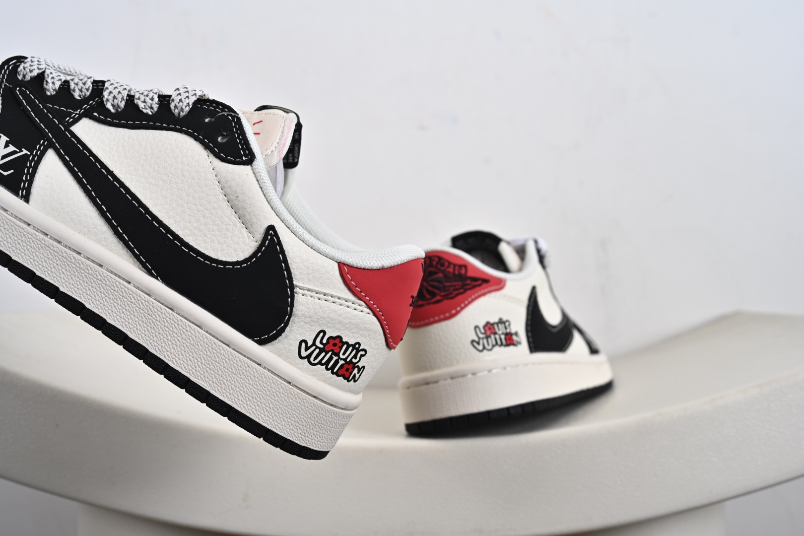 260 定制版 NK Air Jordan 1 x Travis Scott AJ1倒勾 乔一倒钩 ‘DIY’定制 耐克 低帮文化篮球鞋 ZH2598-162