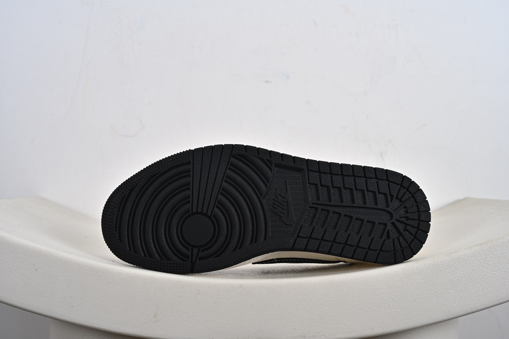 260 定制版 NK Air Jordan 1 x Travis Scott AJ1倒勾 乔一倒钩 ‘DIY’定制 耐克 低帮文化篮球鞋 ZH2598-162