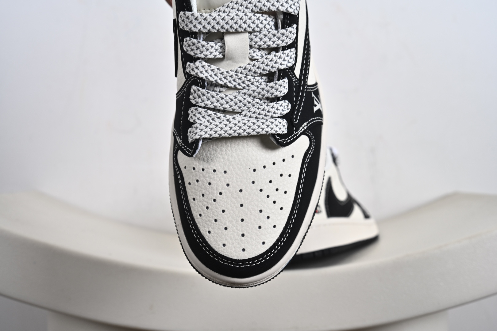 260 定制版 NK Air Jordan 1 x Travis Scott AJ1倒勾 乔一倒钩 ‘DIY’定制 耐克 低帮文化篮球鞋 ZH2598-162