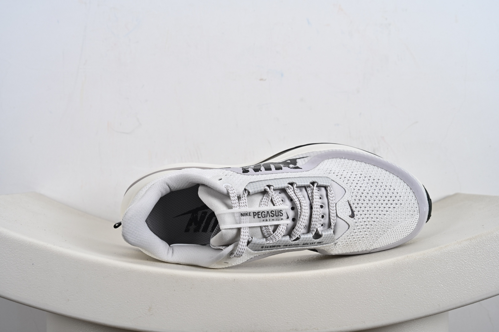 220 Nike Air Zoom Pegasus Premium 耐克 新款气垫缓震休闲跑步鞋 IH2288-001