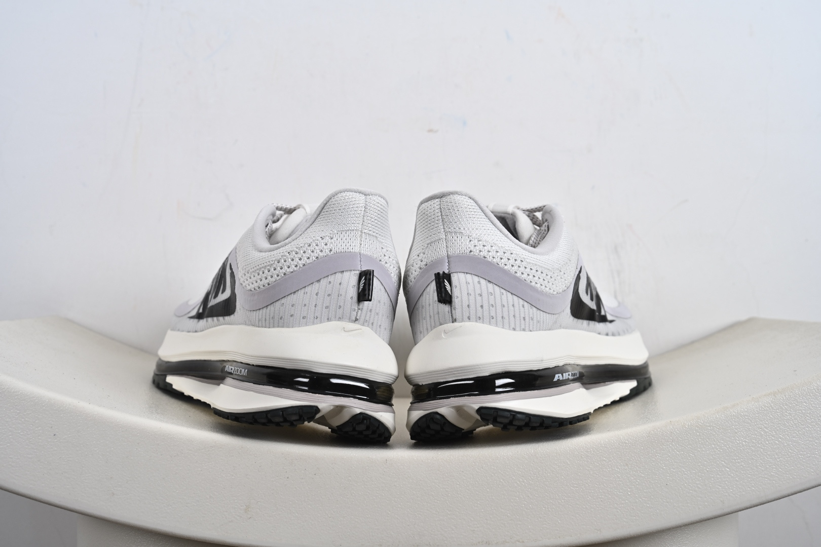 220 Nike Air Zoom Pegasus Premium 耐克 新款气垫缓震休闲跑步鞋 IH2288-001