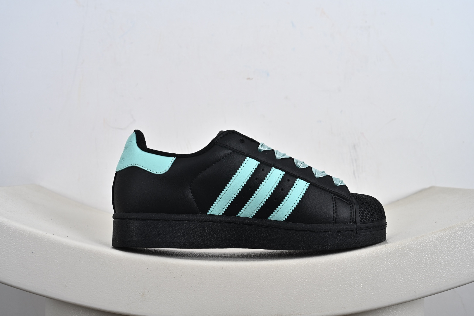 140 Adidas Originals Superstar II JR6985 贝壳头休闲板鞋