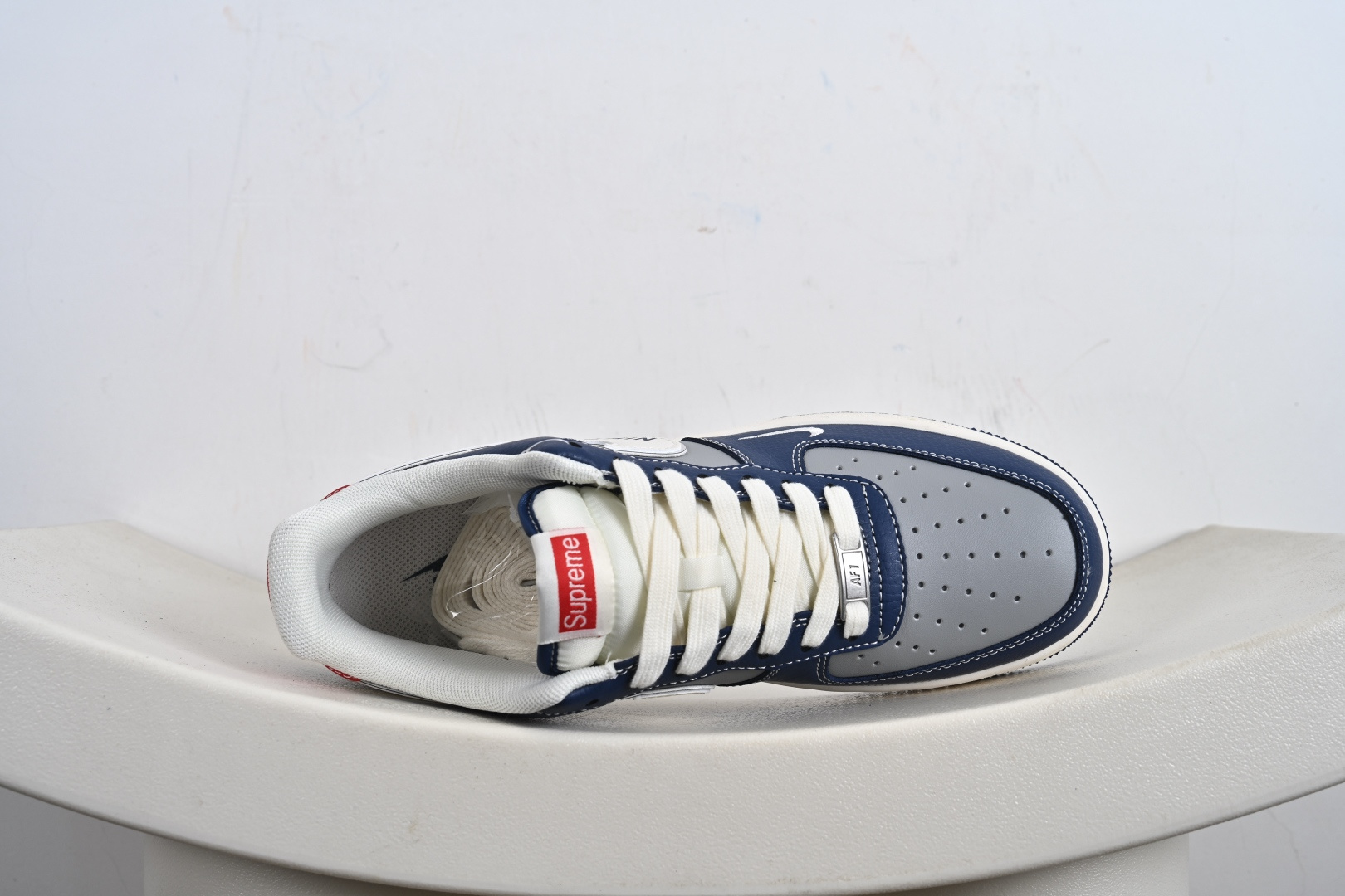 Nike Air Force 1 Low Supreme联名 XD2588-602-莆田鞋,莆田鞋货源,高仿鞋,高仿鞋货源,安福档口,莆田高仿鞋,莆田鞋批发,高仿鞋批发,莆田高仿运动鞋,高仿运动鞋,莆田运动鞋 Nike Air Force 1 Low Supreme联名 XD2588-602