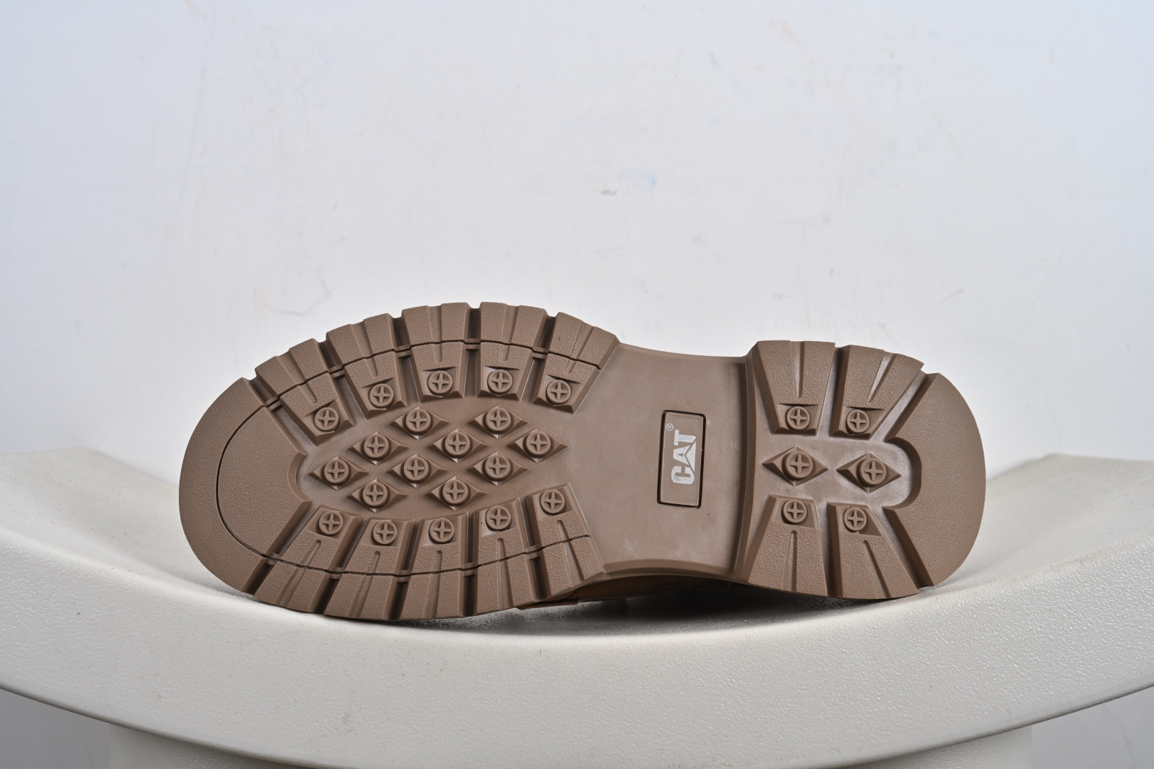 260 CAT 卡特 客制款 户外工装靴 P717815 时尚潮流搭配 面料釆用意大利进口磨砂牛皮