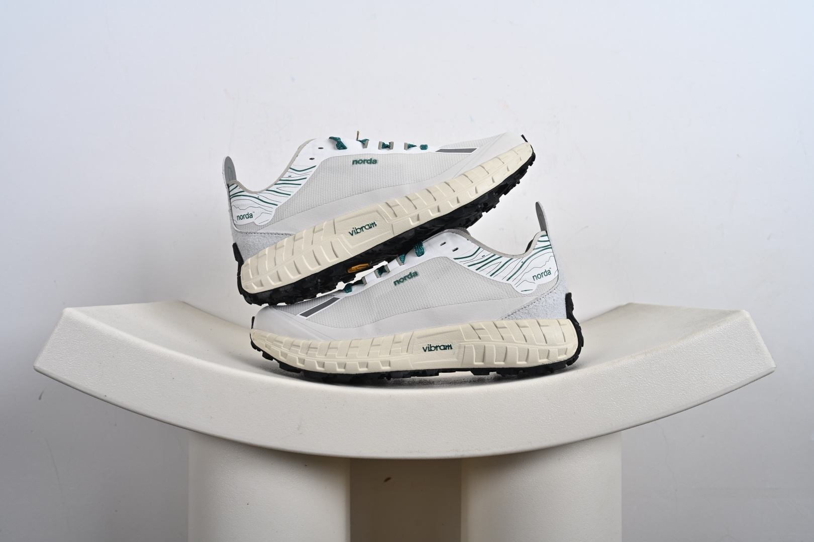 200 Ermenegil*Zegn*杰尼* 低帮运动跑鞋 这款杰尼* ×norda 低帮运动跑鞋