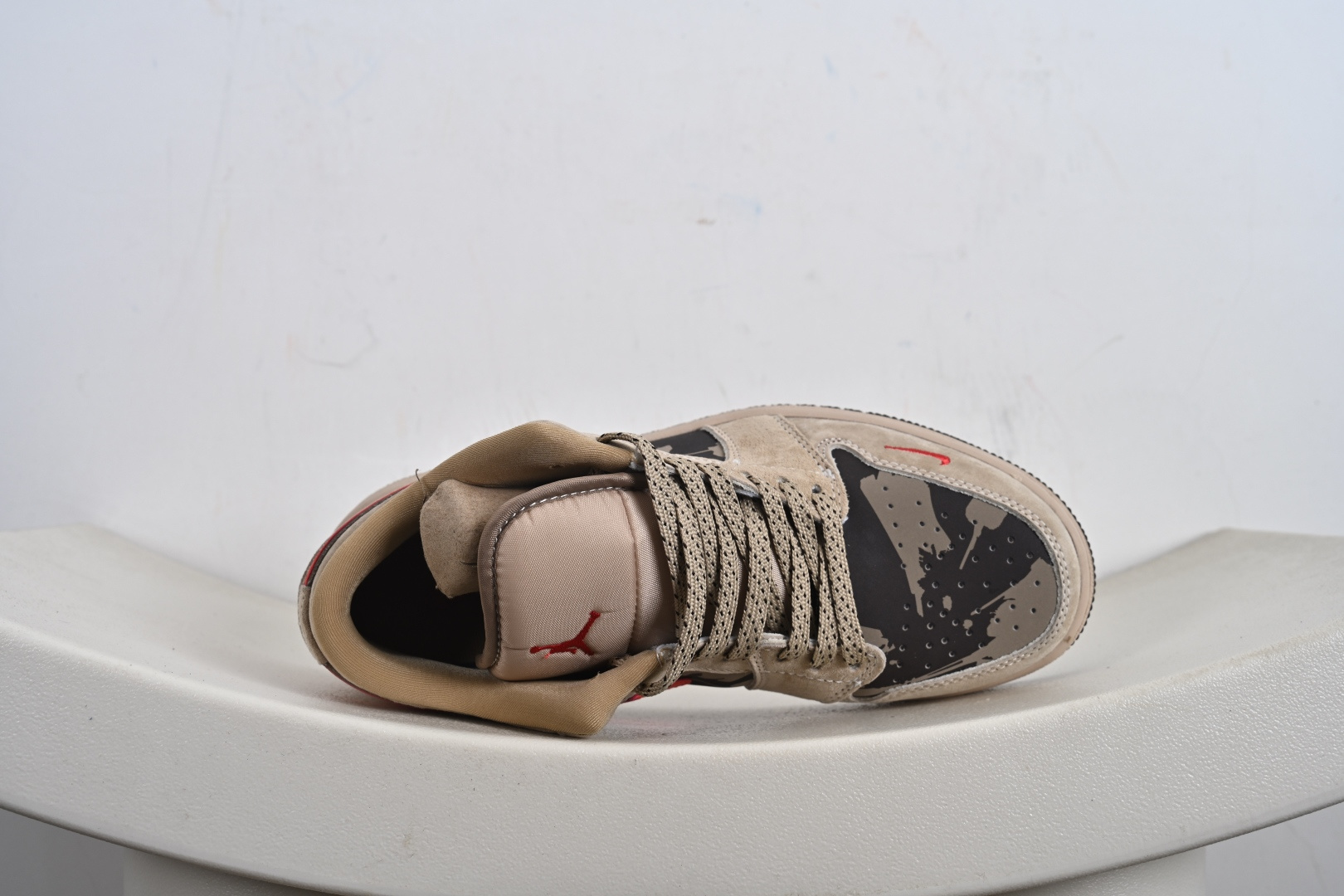 260 Air Jordan 1 Retro Low x Stussy 斯图西联名低帮板鞋 LR8888-012