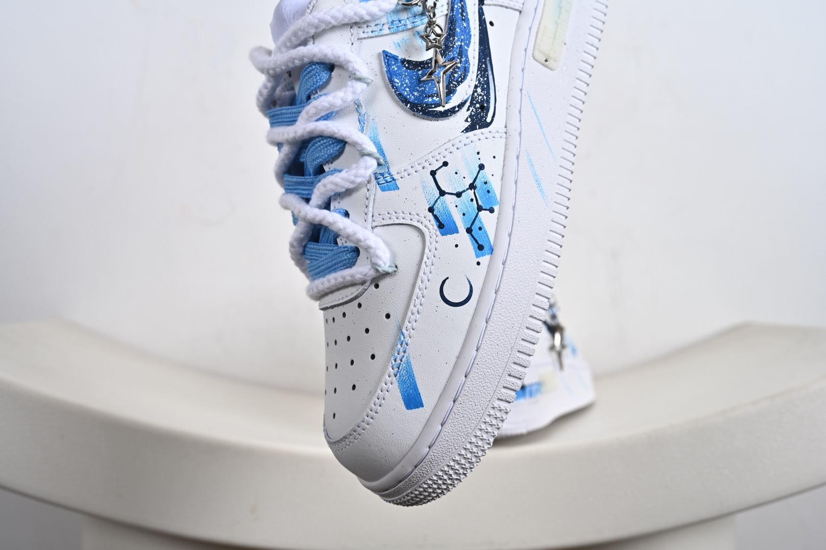 240 手绘涂鸦“射手座”十二星座系列 Nike Air Force 1 “Sagittarius”空军一号定制板鞋 11231221