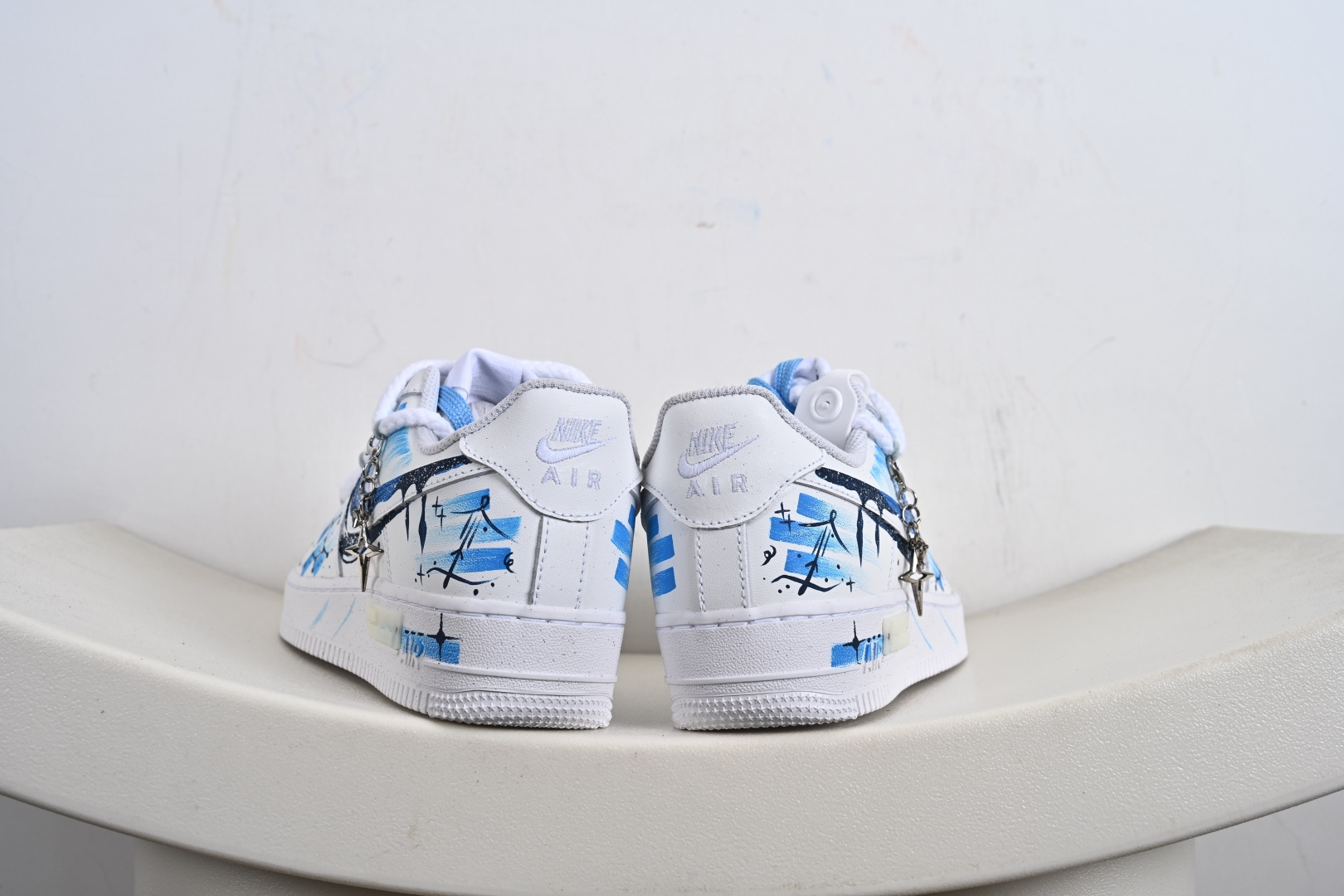 240 手绘涂鸦“射手座”十二星座系列 Nike Air Force 1 “Sagittarius”空军一号定制板鞋 11231221