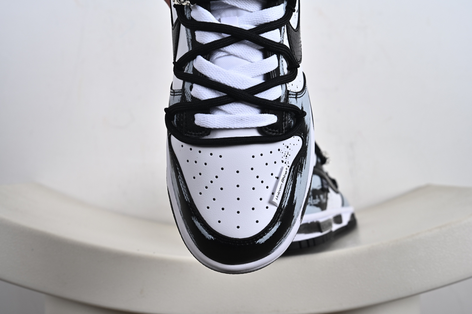 200 Nike Dunk Low Retro ‘绑带联名’ DD1391-100