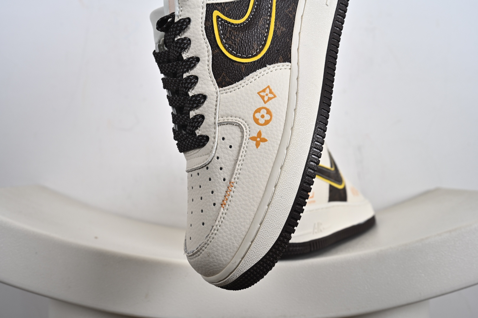 240 Nike Air Force 1 Low LV联名 DD1982-302