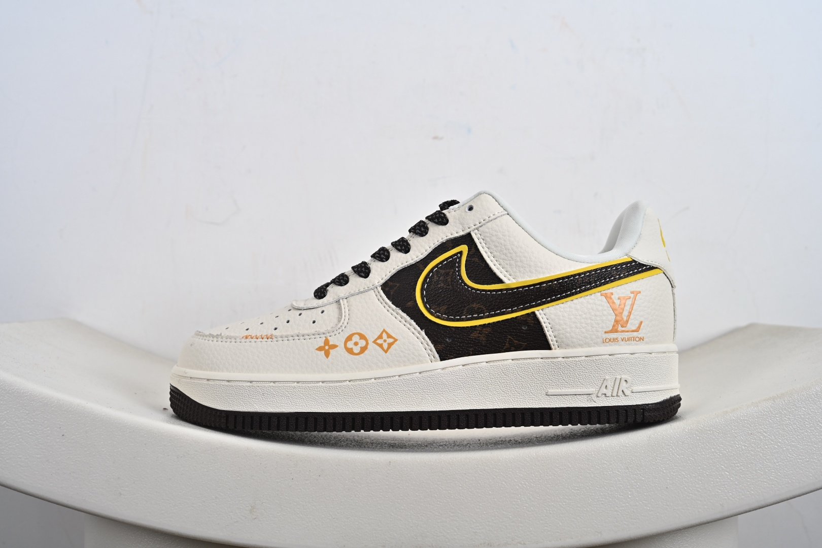 240 Nike Air Force 1 Low LV联名 DD1982-302