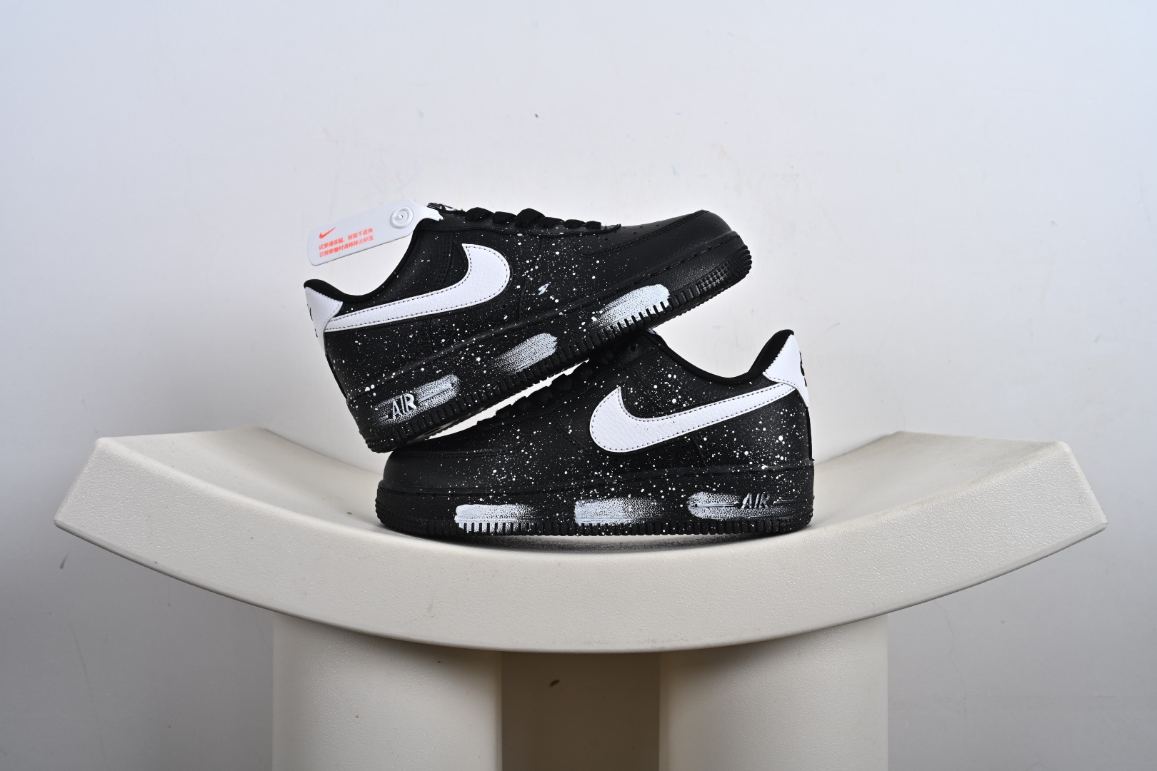 240 Nike Air Force 1 Low 黑白泼墨 CV0492-001