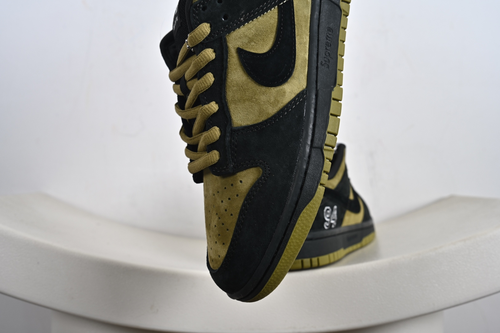 200 Nike Dunk Low Retro ‘联名黑棕’ HQ8487-300
