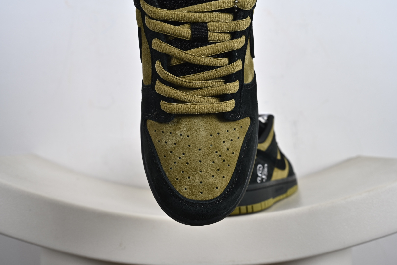 200 Nike Dunk Low Retro ‘联名黑棕’ HQ8487-300