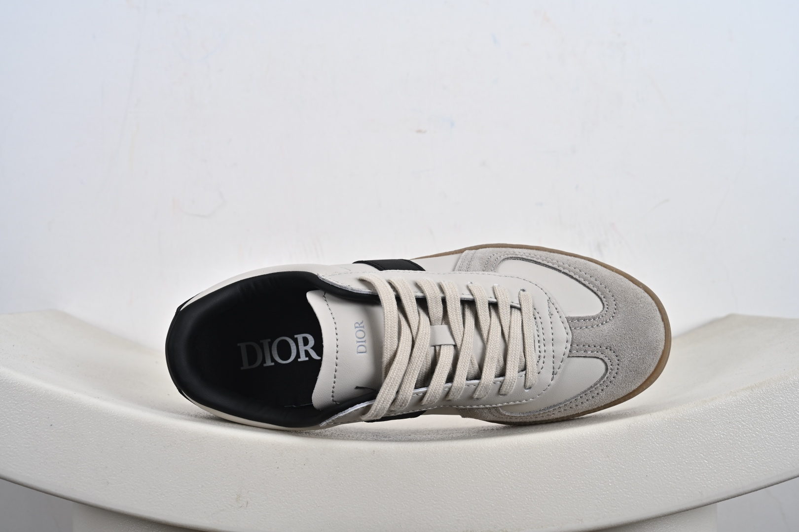 180 Dior 迪奥 25春夏新款男款休闲阿甘德训运动鞋 3SN328ZRH_H069