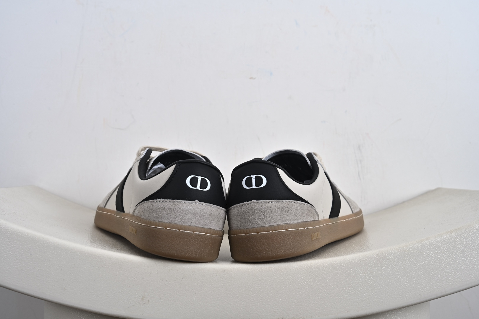 180 Dior 迪奥 25春夏新款男款休闲阿甘德训运动鞋 3SN328ZRH_H069