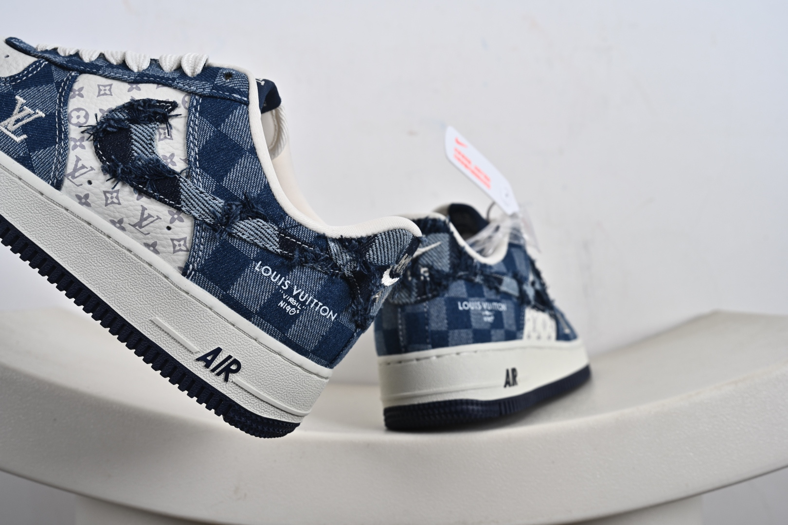 240 Nike Air Force 1‘07 Low 联名 白海军蓝 空军一号低帮休闲板鞋 YF9511-816