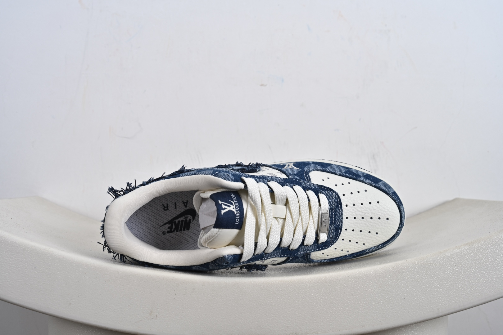 240 Nike Air Force 1‘07 Low 联名 白海军蓝 空军一号低帮休闲板鞋 YF9511-816