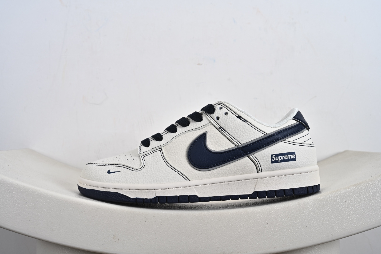 260 Nike SB Dunk Low“ Supreme联名——午夜蓝” 周年高端定制 低帮休闲板鞋 SM6668-116