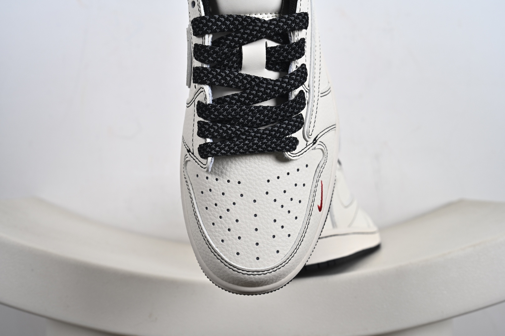 260 定制版 Supreme x Travis Scott x Air Jordan 1 Low Sup x AJ1 低帮 米白黑倒钩 HH7518-089