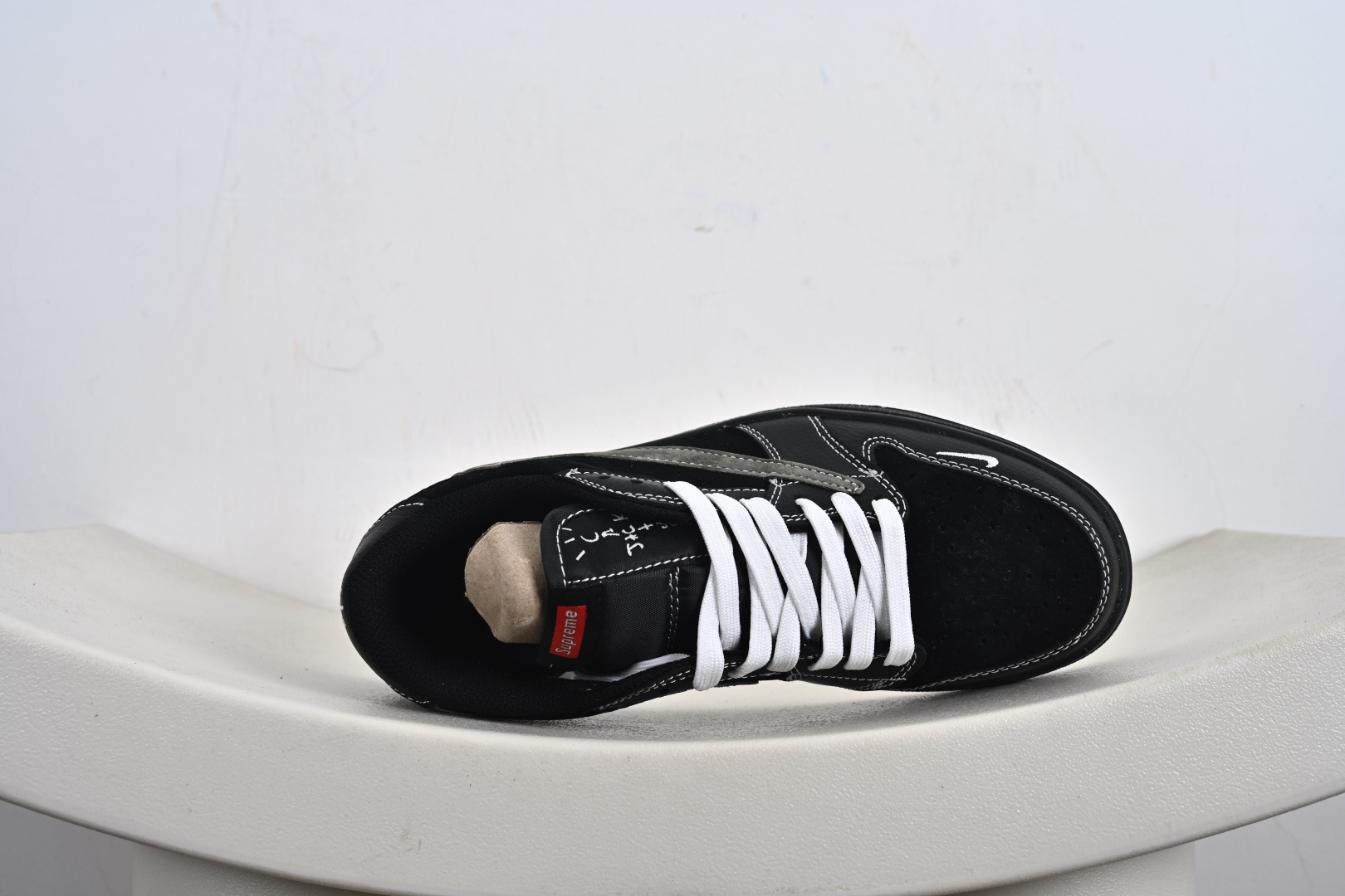 260 乔丹Fragment x Travis Scott xDior Air Jordan 1 Low 三方联名倒钩 DZ5899-025