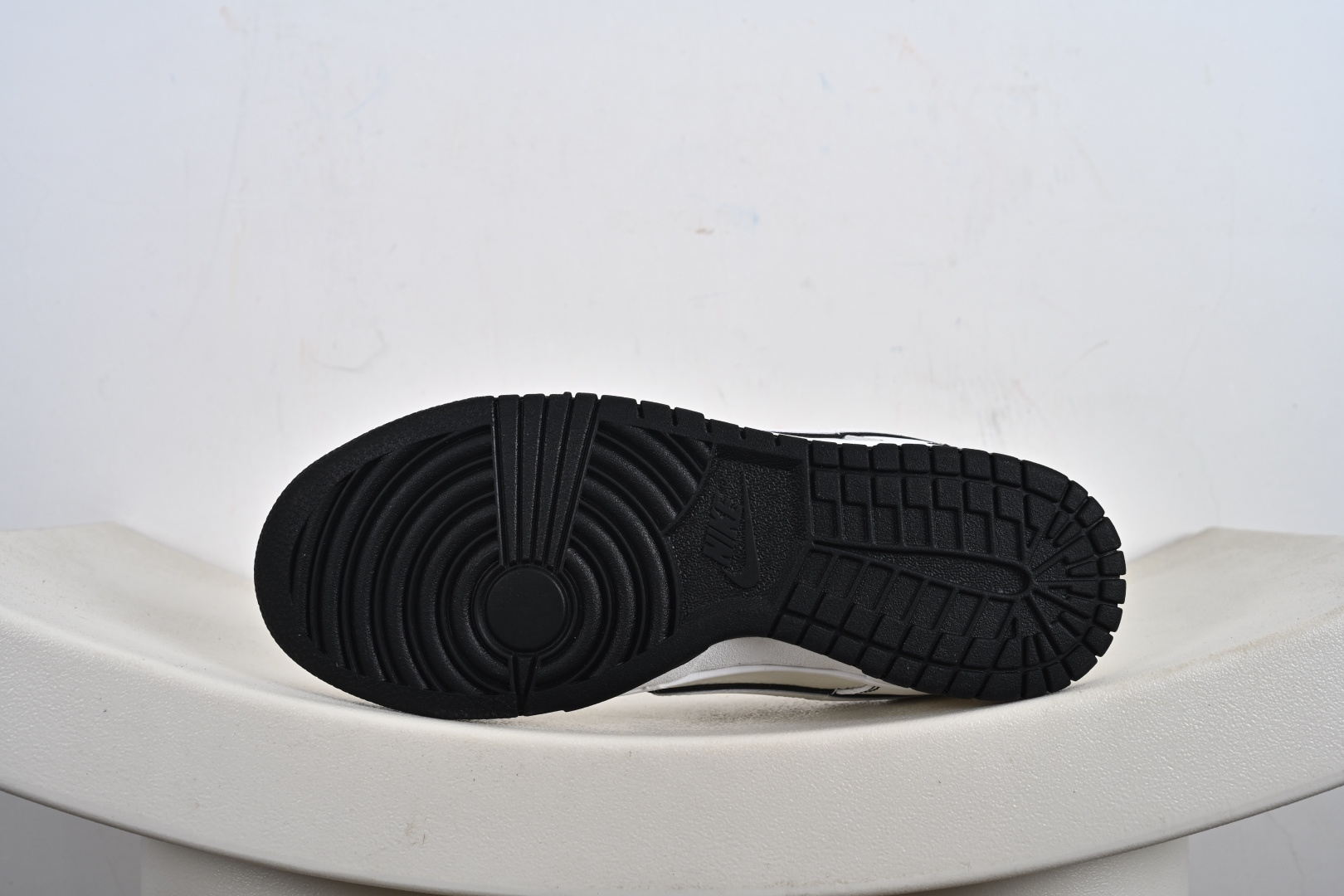 260 定制版 Stussy x Nike Dunk SB Low 斯图西 x 耐克 SB 低帮 米白黑 CS1688-135