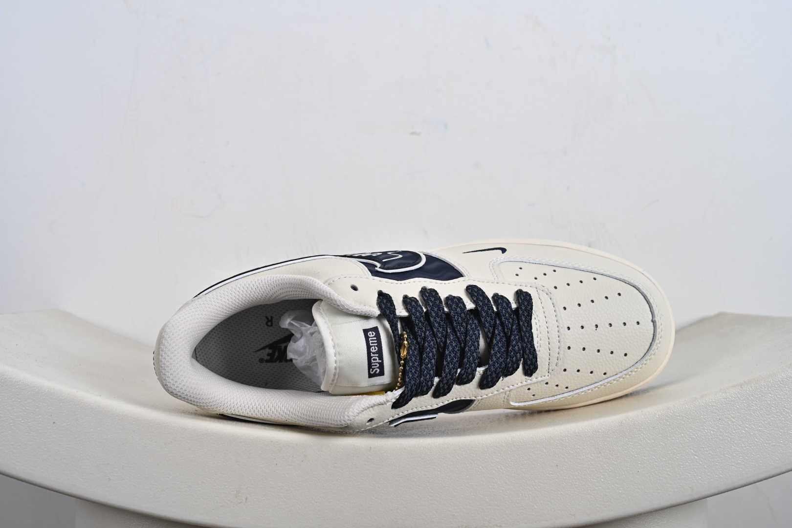 240 Nike Air Force 1 Low Supreme联名 XY2025-001