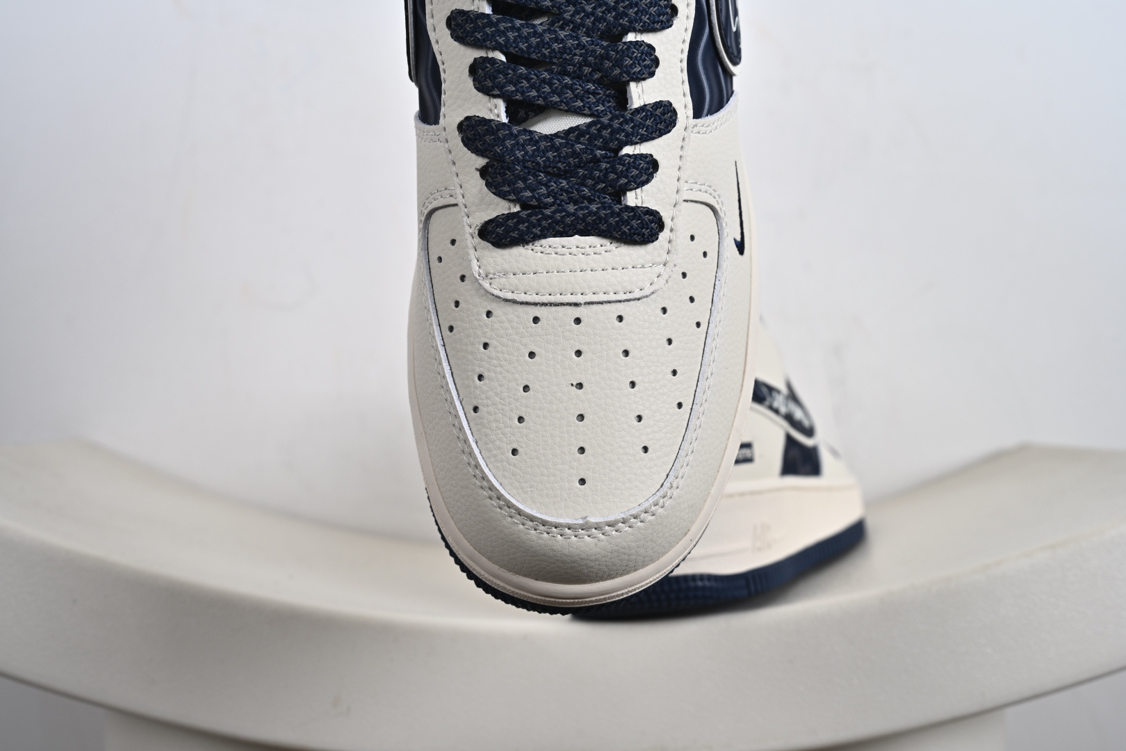 240 Nike Air Force 1 Low Supreme联名 XY2025-001