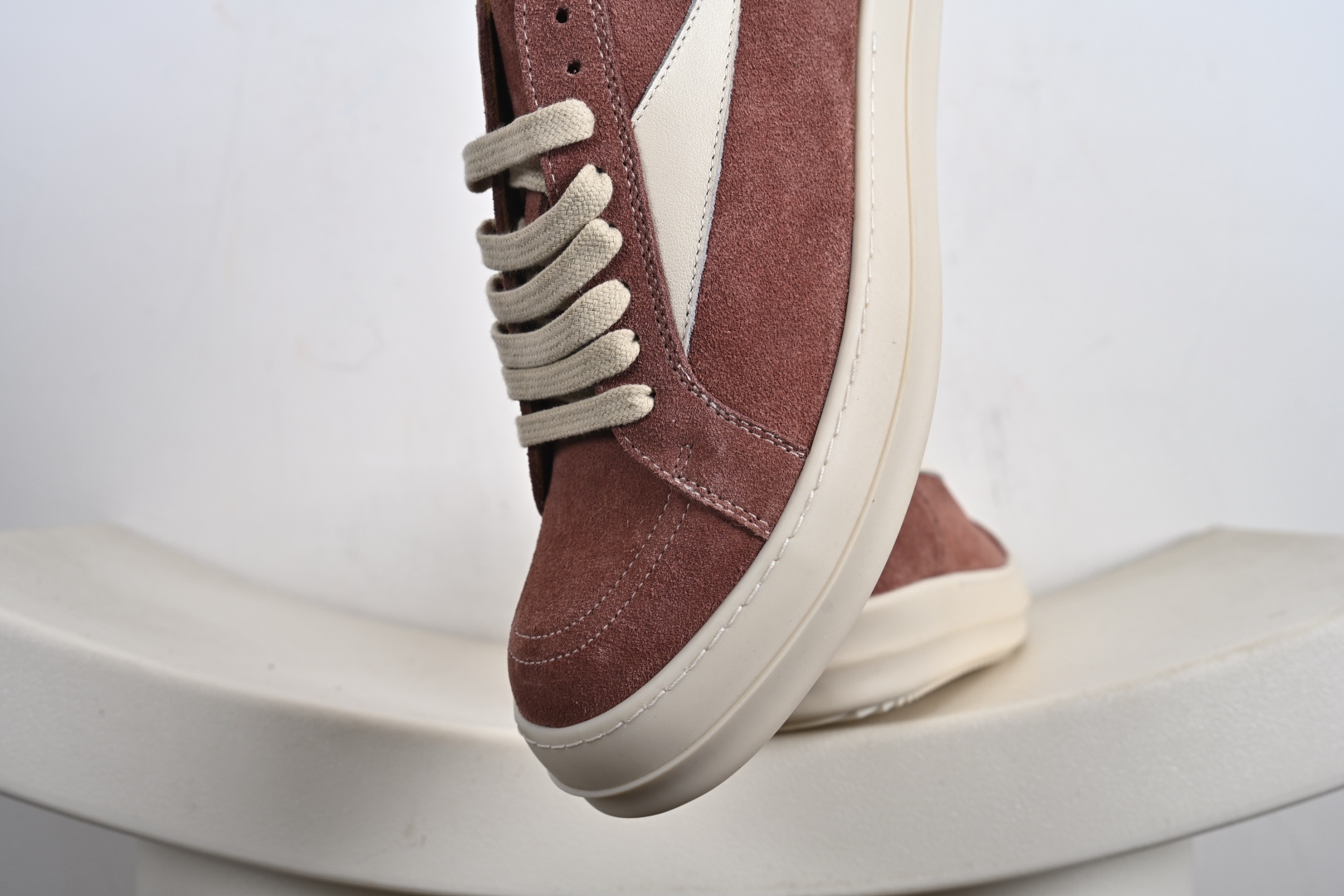 450 瑞克·欧文斯Rick Owens支线品牌DRKSHDW SS23 EDFU Vintage Low- Sneakers”Grey/Milk”低帮厚底板鞋“皮革雾灰奶白侵权款”RU01D3897 LCOLVS 811