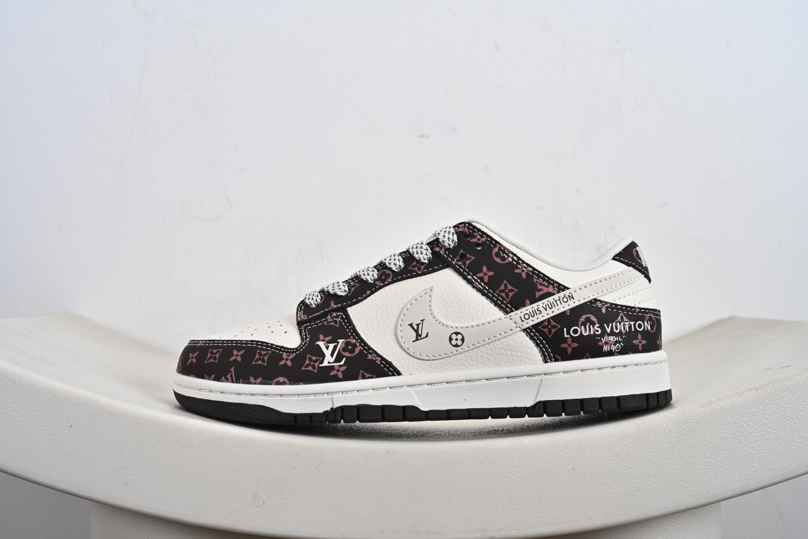 260 定制版 NK SB Dunk Low“联名——白棕经典” 周年高端定制 低帮休闲板鞋 CX5050-Y05