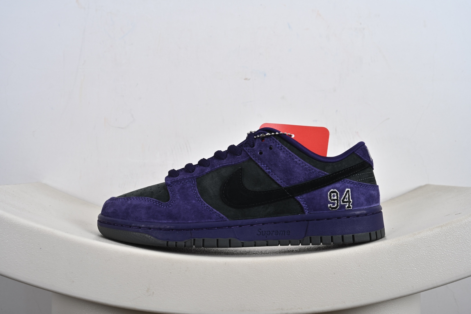 200 NIKE SB DUNK LOW QS ‘联名’ HQ8487-500
