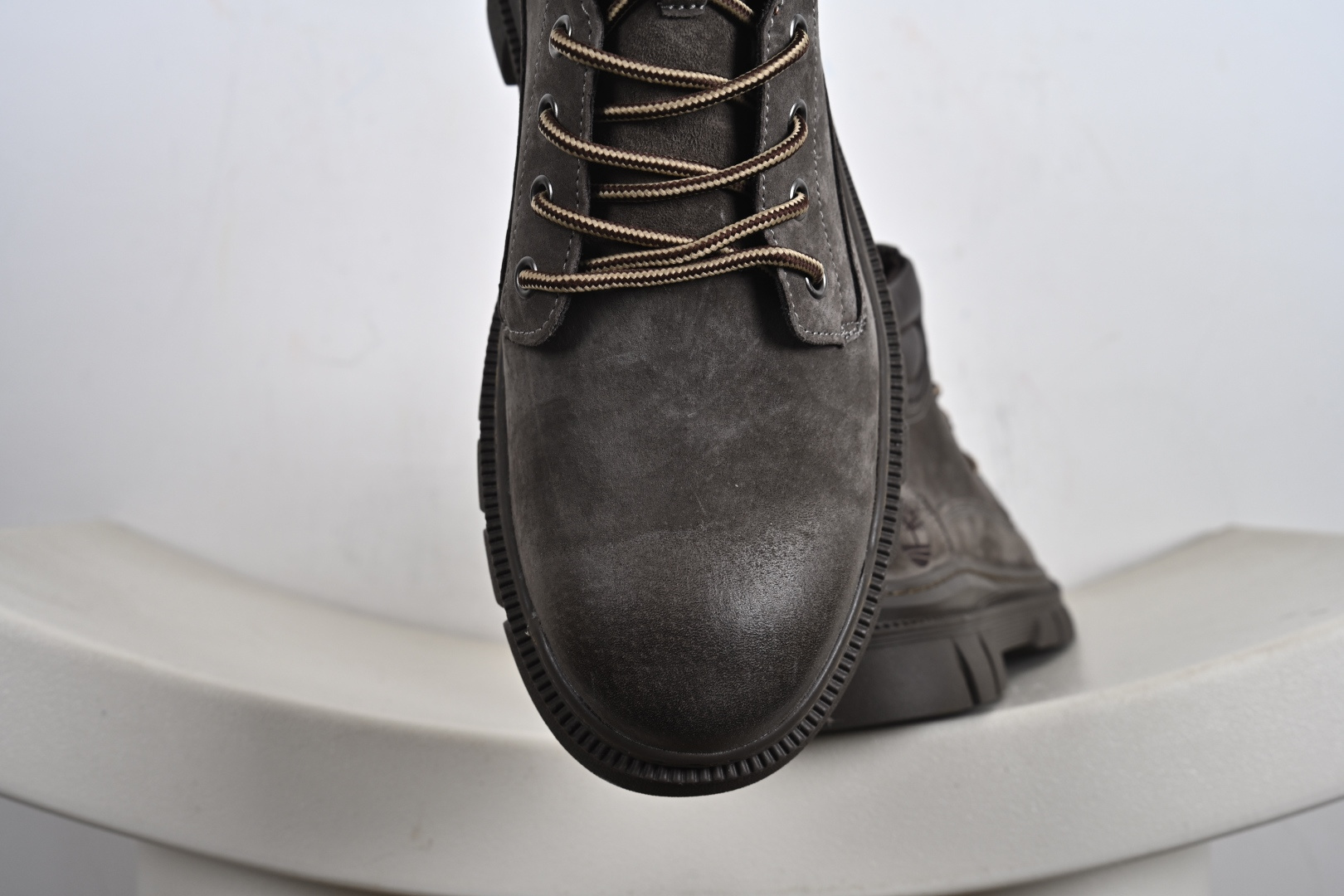 260 添柏岚Timberland Men's Classic Oxford Waterproof Boots男款低帮防水沙漠工装休闲马丁低靴 TB10077
