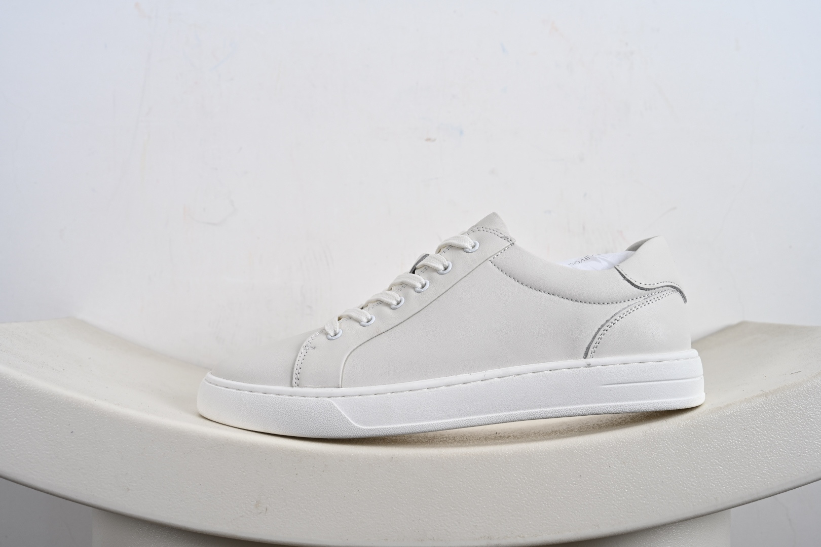 300 ECCO 爱步 新款皮真舒适时尚闲休板鞋 柔酷7号列系新品 633369