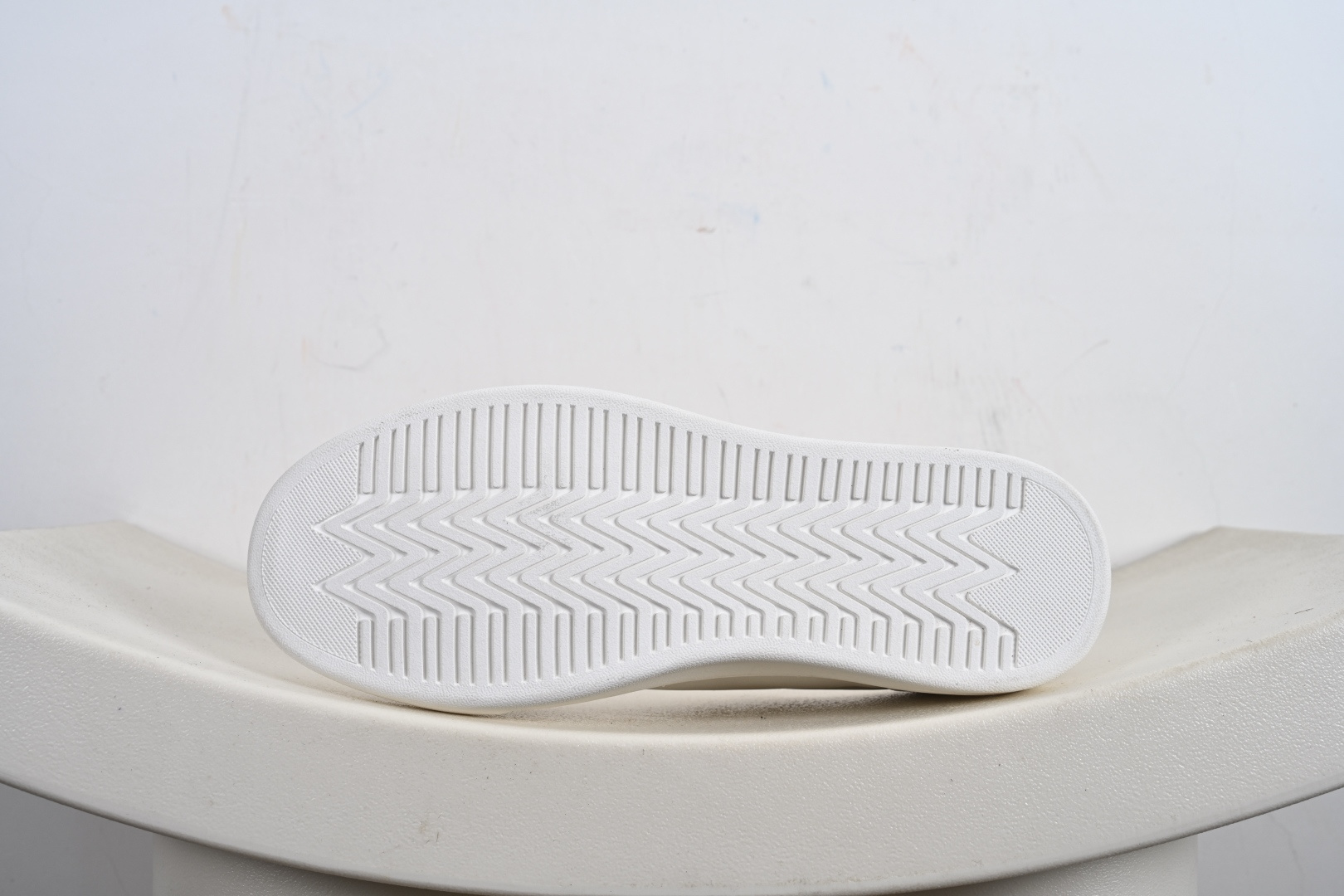 300 ECCO 爱步 新款皮真舒适时尚闲休板鞋 柔酷7号列系新品 633369