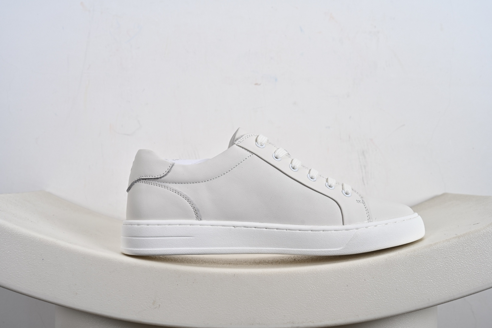 300 ECCO 爱步 新款皮真舒适时尚闲休板鞋 柔酷7号列系新品 633369