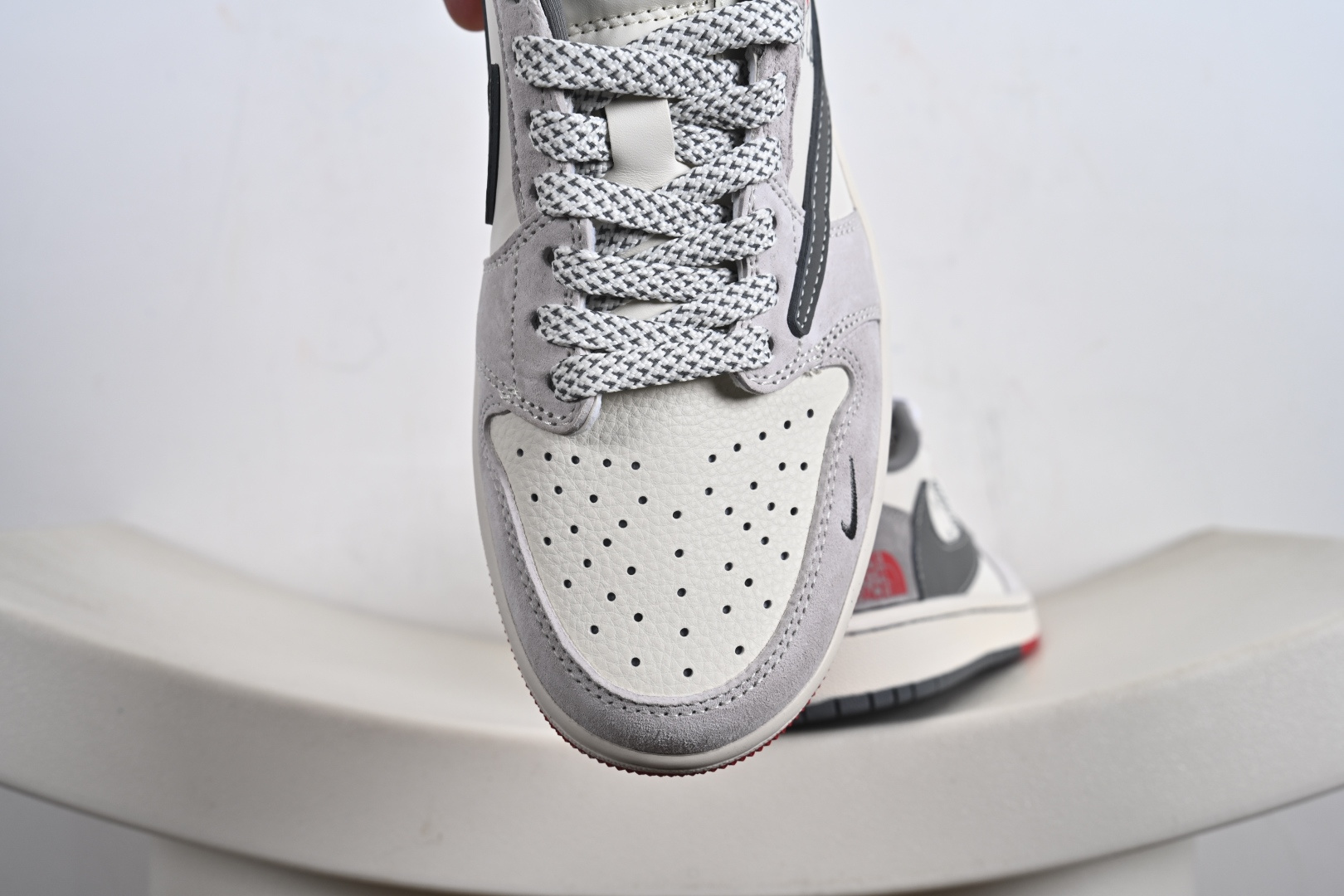 240 高端定制Air Jordan 1 Low LOW SP AJ1 乔1 倒钩联名款 低帮复古篮球鞋 HS8068-042