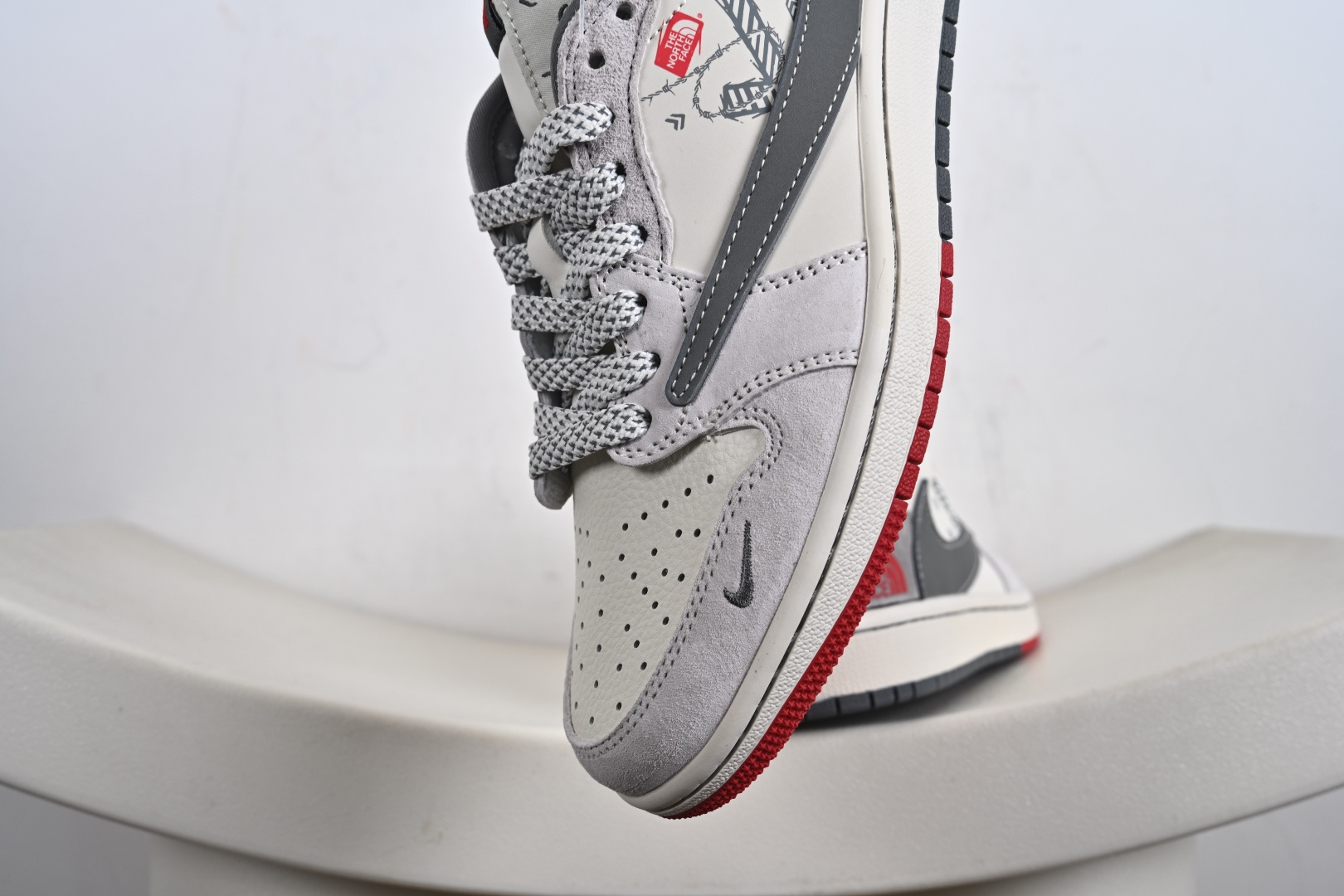 240 高端定制Air Jordan 1 Low LOW SP AJ1 乔1 倒钩联名款 低帮复古篮球鞋 HS8068-042