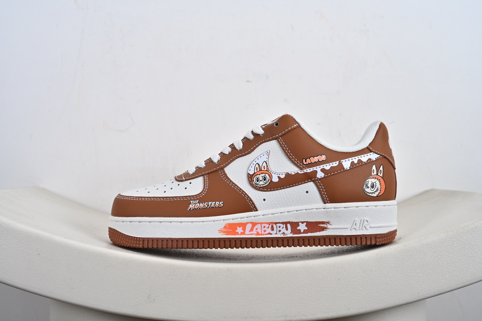 240 定制版 Air Force 1 '07 Low “栗色涂鸦拉布布”空军一号 低帮 运动鞋 休闲鞋 KJ5188-003-Chinese UA Cheap High Quatity Brand Clothes Bags handbags Sneakers wholesale wholesaler seller from China Factory suppliers Fashion Clothing Shoes best Quality Beautiful Price 240 定制版 Air Force 1 '07 Low “栗色涂鸦拉布布”空军一号 低帮 运动鞋 休闲鞋 KJ5188-003